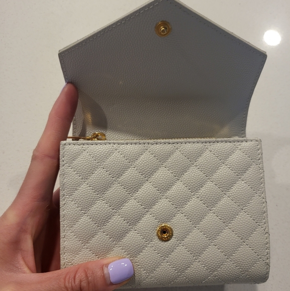 YSL Monogram Wallet - Picture 4 of 6